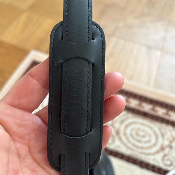 MCM gorgeous black bucket shoulder bag - Picture 9 of 12